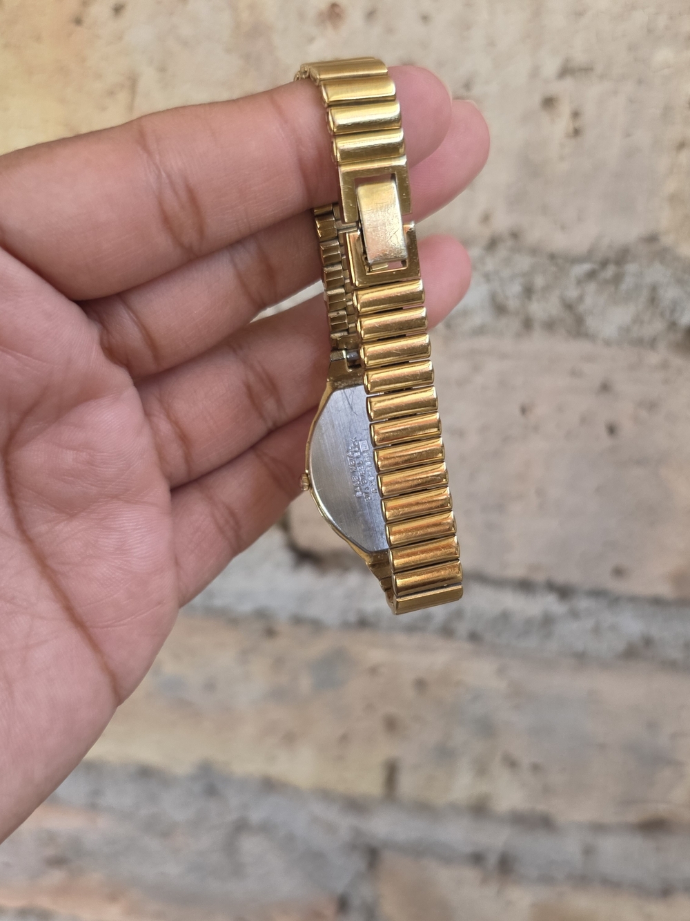 Vintage Seiko Rivoli Gold Half Moon Asymmetrical Dress Watch 1F20-5D59 - Picture 6 of 14
